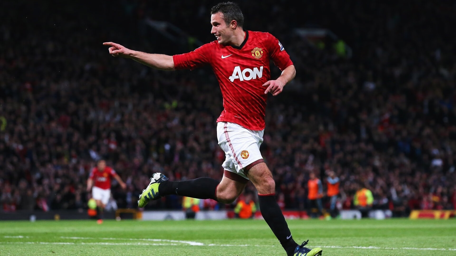 当斑马军团横扫红蓝,尤文战术完胜巴萨,德布劳内火热状态预示欧洲足坛新格局